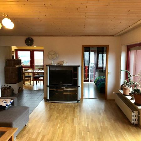 Natürlicher Holzkomfort im hessischen Kegelspiel Hünfeld Exterior foto